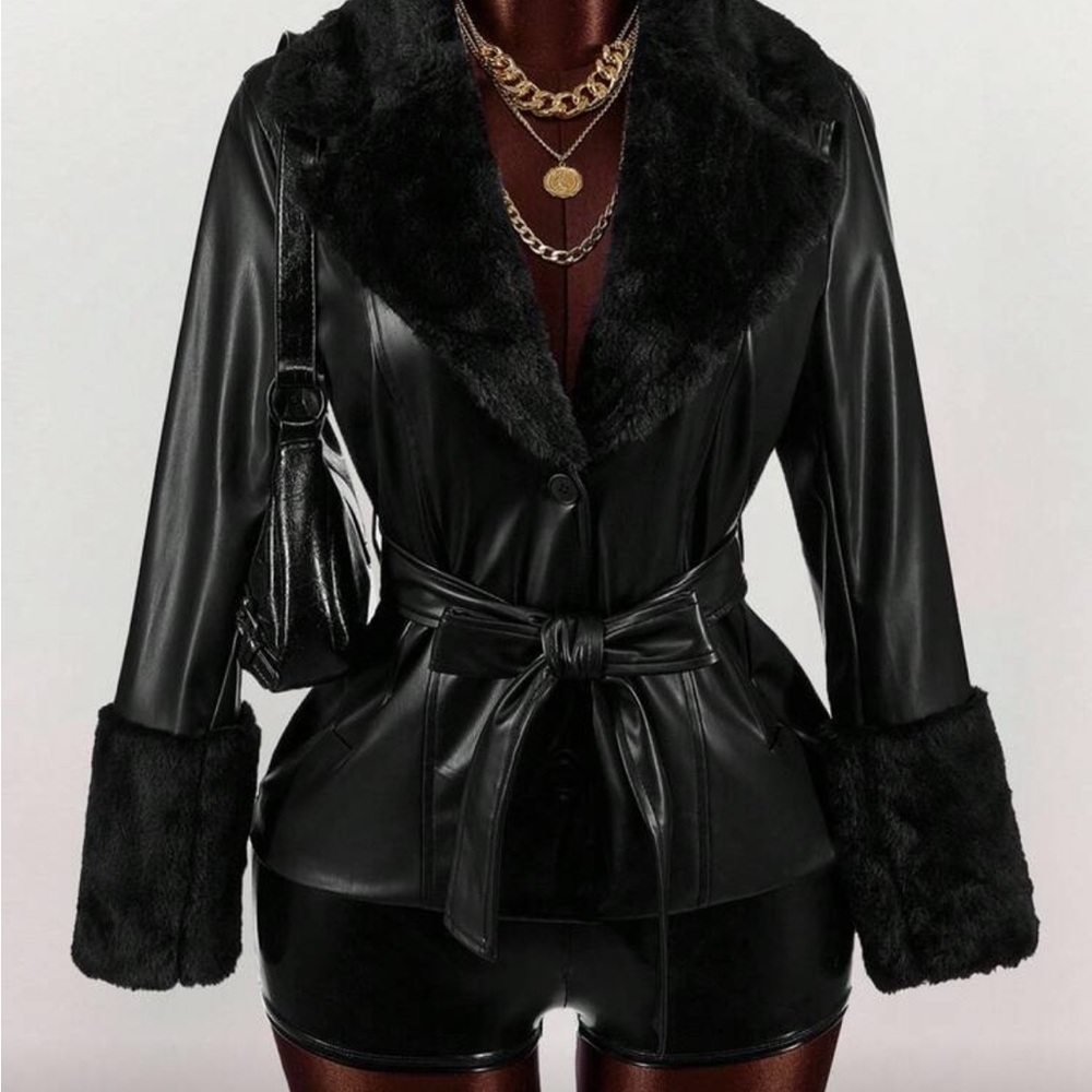 Elegant Black Faux Leather Jacket with Fur Trim